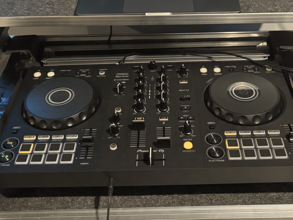 Photo of a DDJ-FLX4 DJ Controller