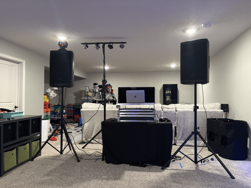 A earlier setup of DJ Mason Mueller's setup.